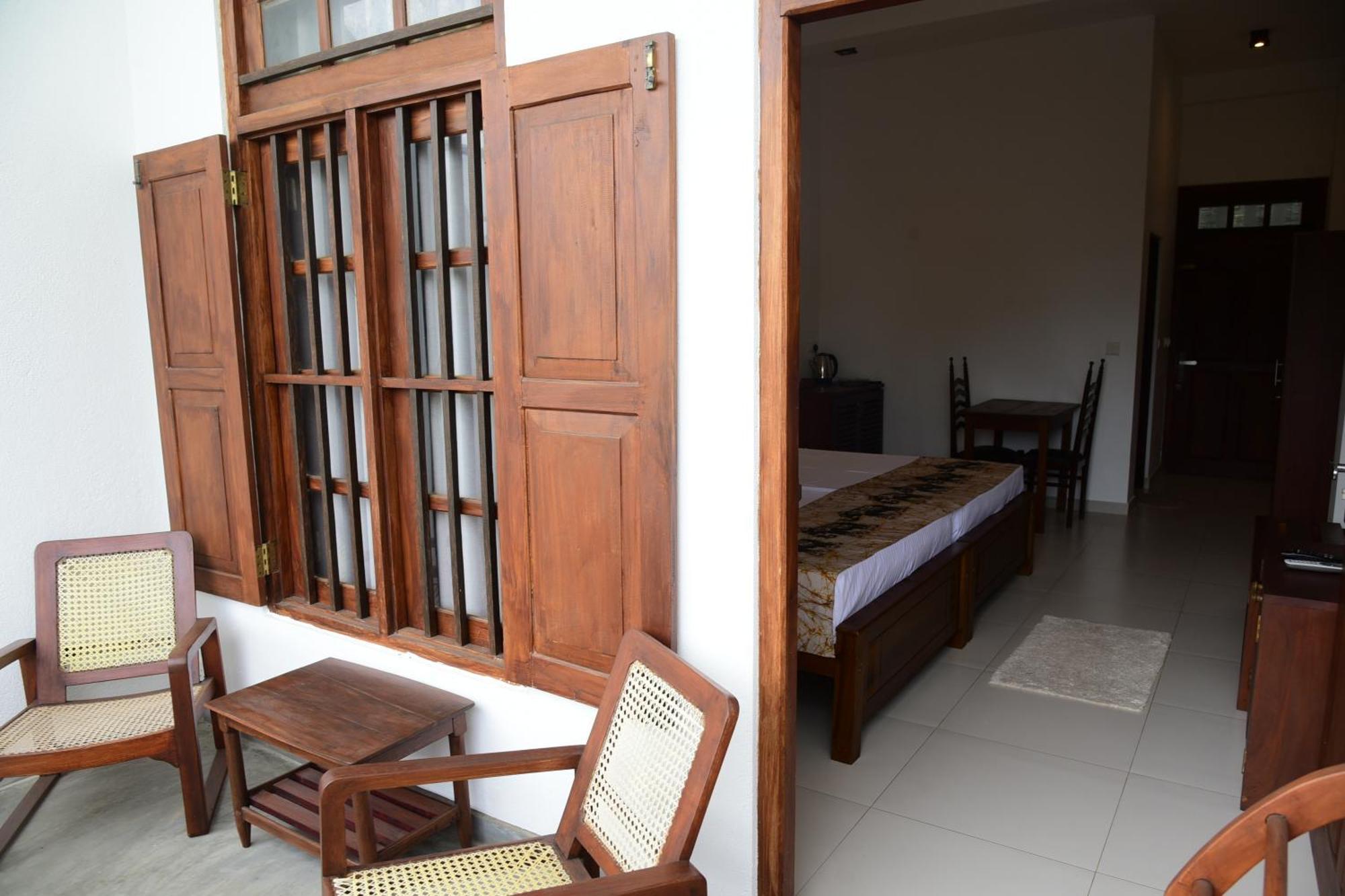 Tranquil Hotel Hikkaduwa Exterior photo